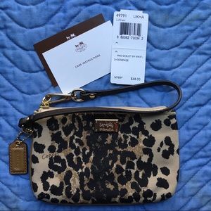 ❌SOLD❌ Coach Madison Small Wristlet Ocelot Print